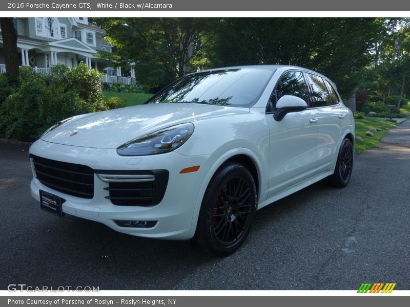 White / Black w/Alcantara 2016 Porsche Cayenne GTS