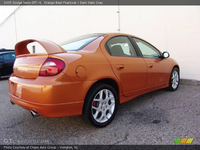 Orange Blast Pearlcoat / Dark Slate Gray 2005 Dodge Neon SRT-4