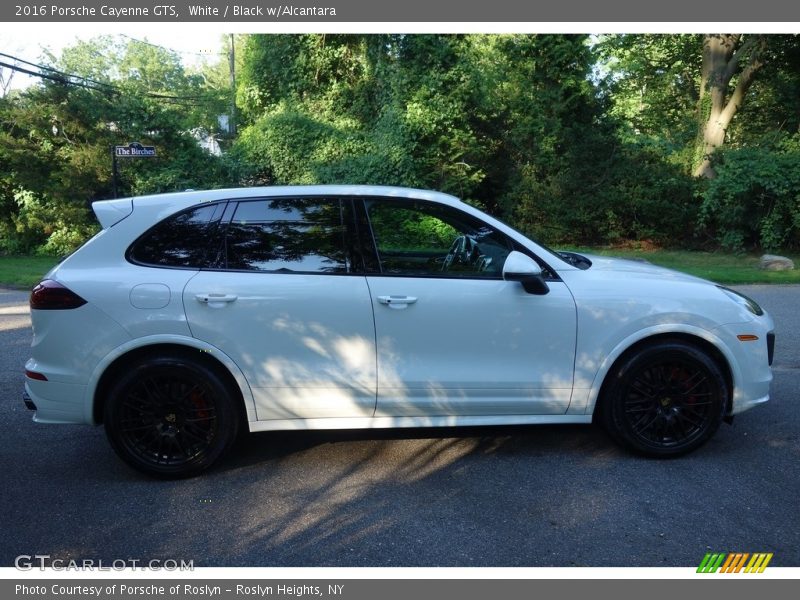 White / Black w/Alcantara 2016 Porsche Cayenne GTS