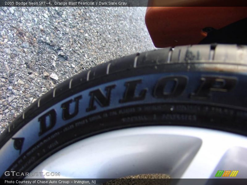 Orange Blast Pearlcoat / Dark Slate Gray 2005 Dodge Neon SRT-4
