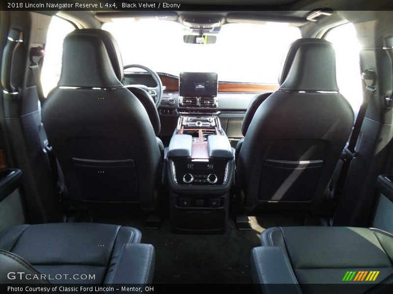 Rear Seat of 2018 Navigator Reserve L 4x4