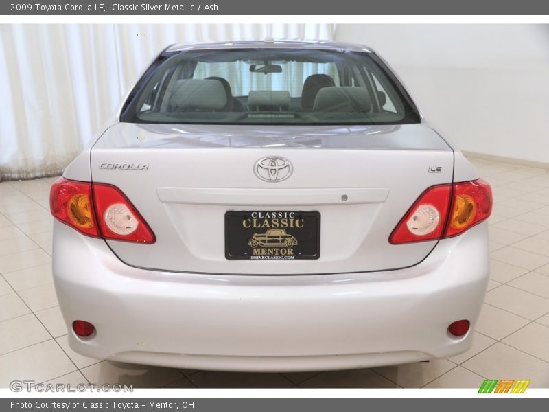Classic Silver Metallic / Ash 2009 Toyota Corolla LE