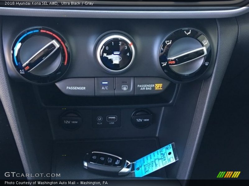 Ultra Black / Gray 2018 Hyundai Kona SEL AWD