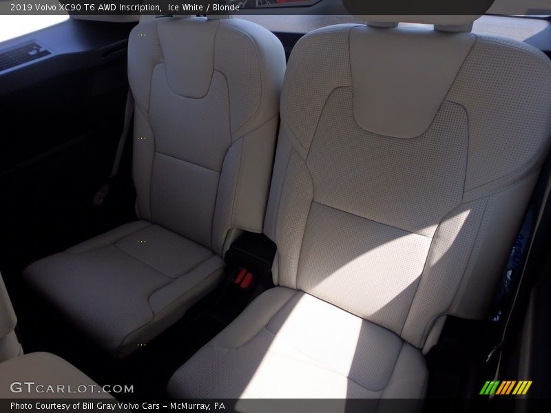 Ice White / Blonde 2019 Volvo XC90 T6 AWD Inscription