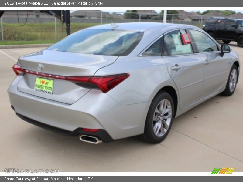 Celestial Silver Metallic / Gray 2019 Toyota Avalon XLE