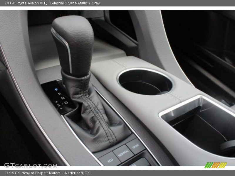 Celestial Silver Metallic / Gray 2019 Toyota Avalon XLE