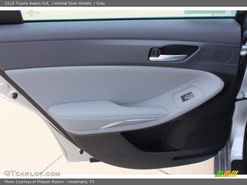 Celestial Silver Metallic / Gray 2019 Toyota Avalon XLE