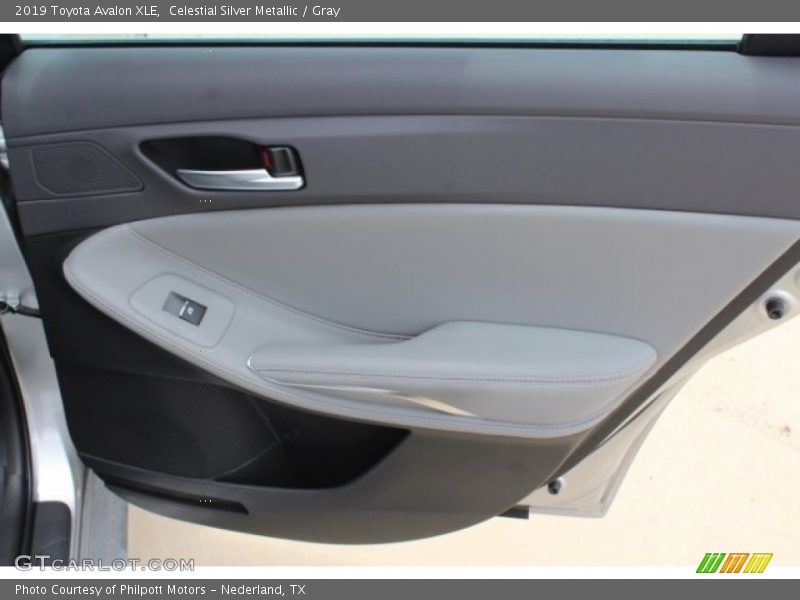 Celestial Silver Metallic / Gray 2019 Toyota Avalon XLE