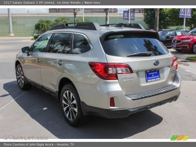 Ice Silver Metallic / Warm Ivory 2017 Subaru Outback 3.6R Limited