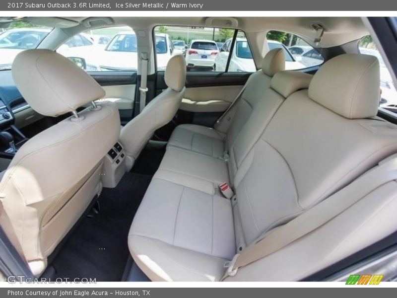 Ice Silver Metallic / Warm Ivory 2017 Subaru Outback 3.6R Limited