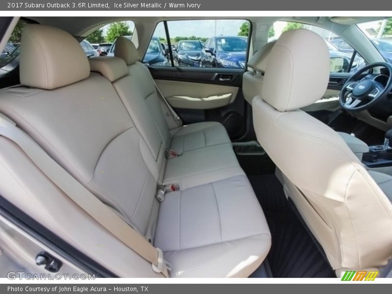Ice Silver Metallic / Warm Ivory 2017 Subaru Outback 3.6R Limited