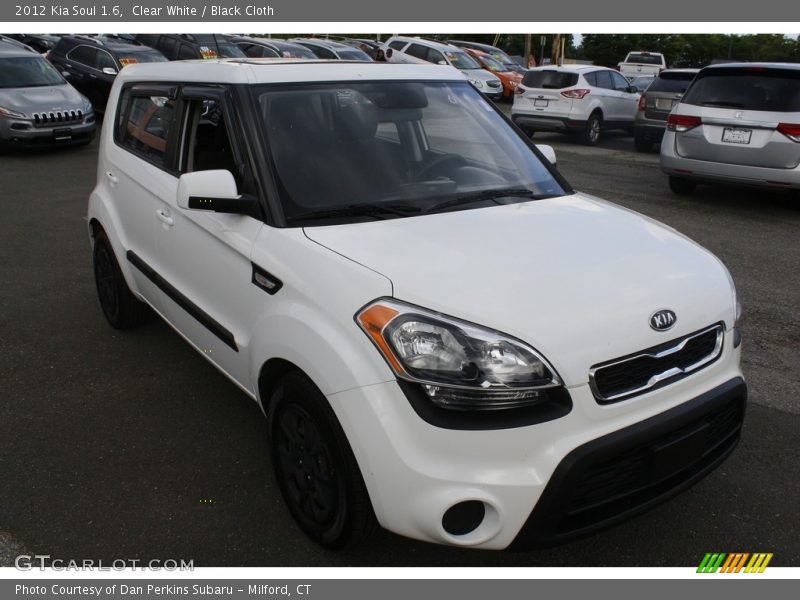 Clear White / Black Cloth 2012 Kia Soul 1.6