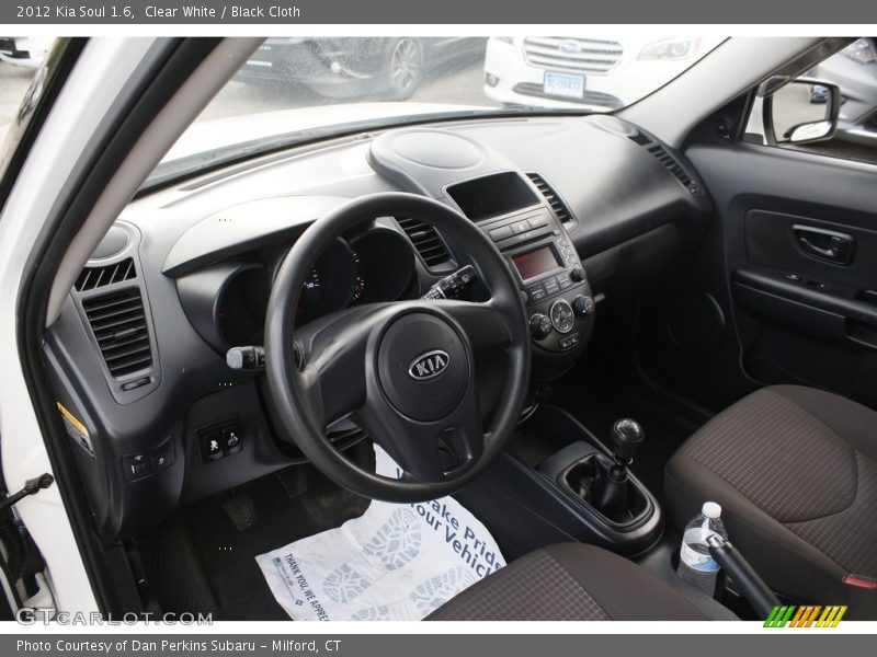 Clear White / Black Cloth 2012 Kia Soul 1.6