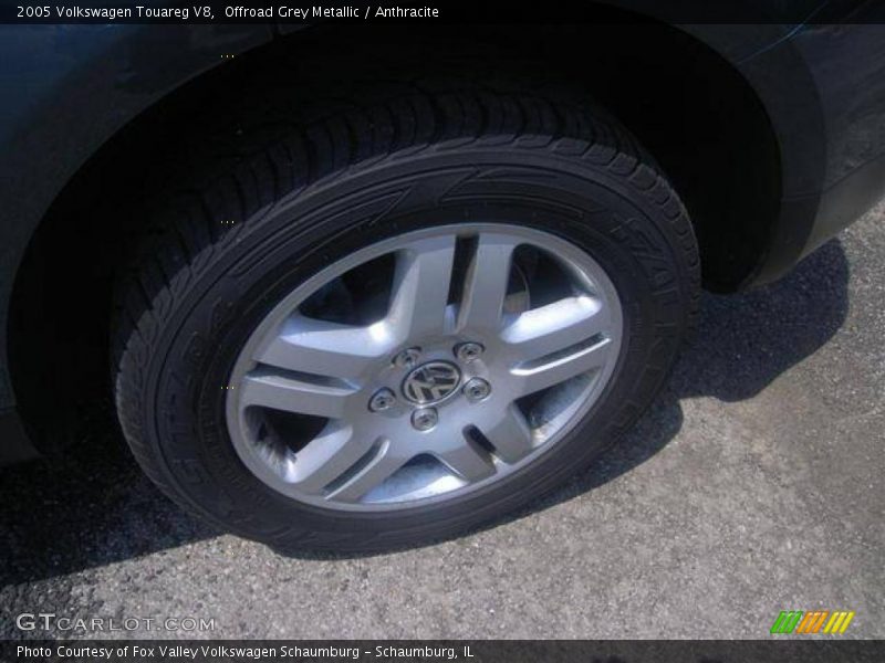 Offroad Grey Metallic / Anthracite 2005 Volkswagen Touareg V8