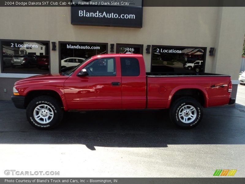 Flame Red / Dark Slate Gray 2004 Dodge Dakota SXT Club Cab 4x4