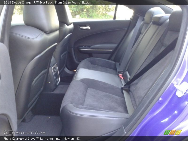 Plum Crazy Pearl / Black 2018 Dodge Charger R/T Scat Pack