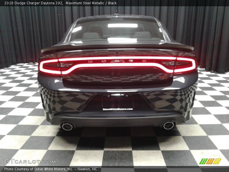 Maximum Steel Metallic / Black 2018 Dodge Charger Daytona 392