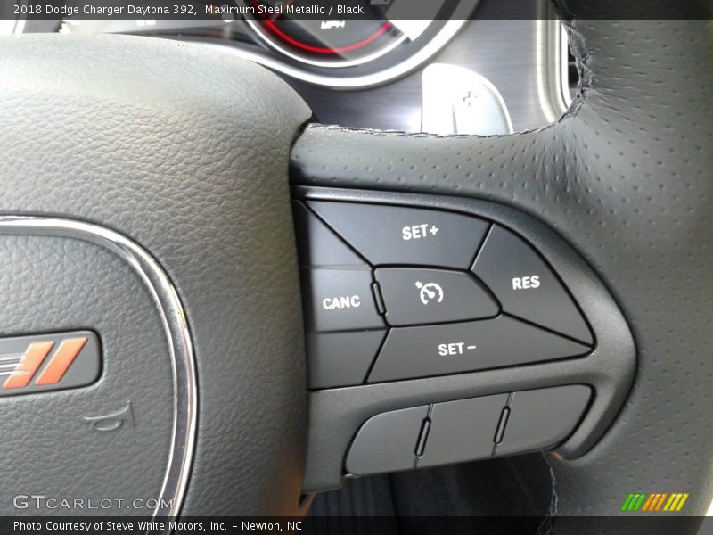 Maximum Steel Metallic / Black 2018 Dodge Charger Daytona 392