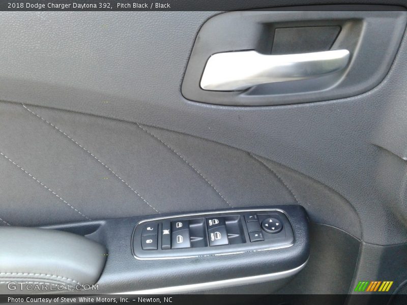 Pitch Black / Black 2018 Dodge Charger Daytona 392