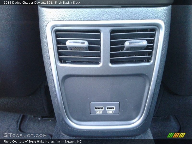 Pitch Black / Black 2018 Dodge Charger Daytona 392