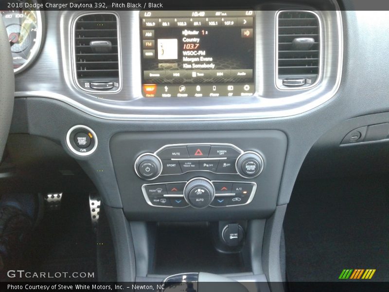 Pitch Black / Black 2018 Dodge Charger Daytona 392