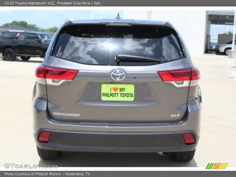 Predawn Gray Mica / Ash 2018 Toyota Highlander XLE