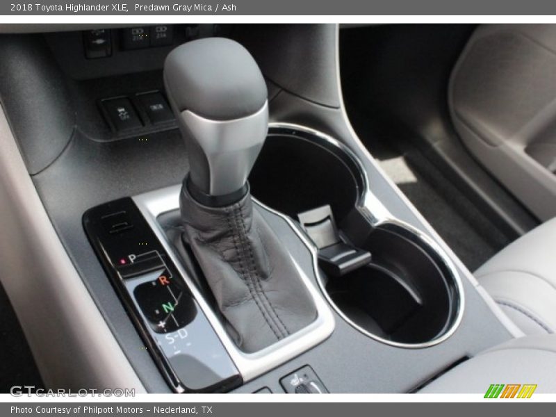 Predawn Gray Mica / Ash 2018 Toyota Highlander XLE