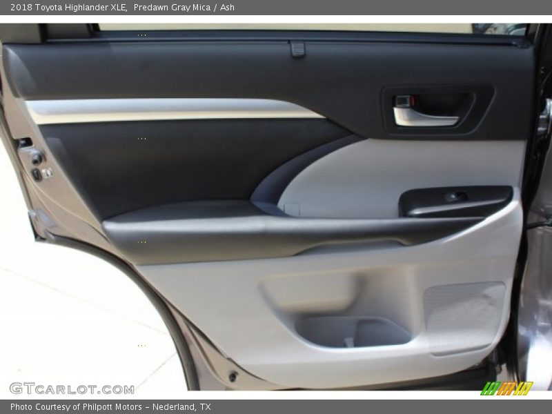 Predawn Gray Mica / Ash 2018 Toyota Highlander XLE