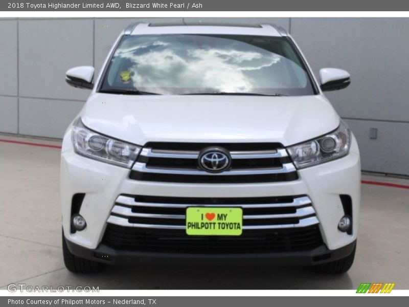 Blizzard White Pearl / Ash 2018 Toyota Highlander Limited AWD