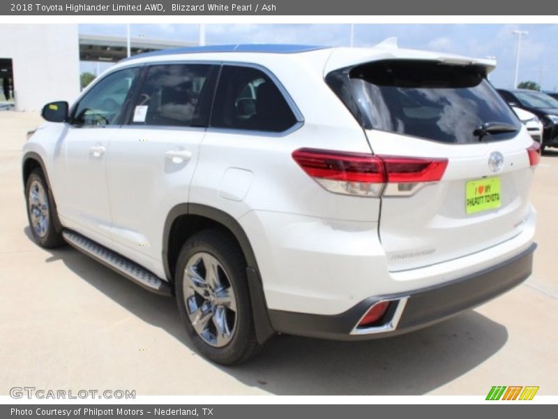 Blizzard White Pearl / Ash 2018 Toyota Highlander Limited AWD