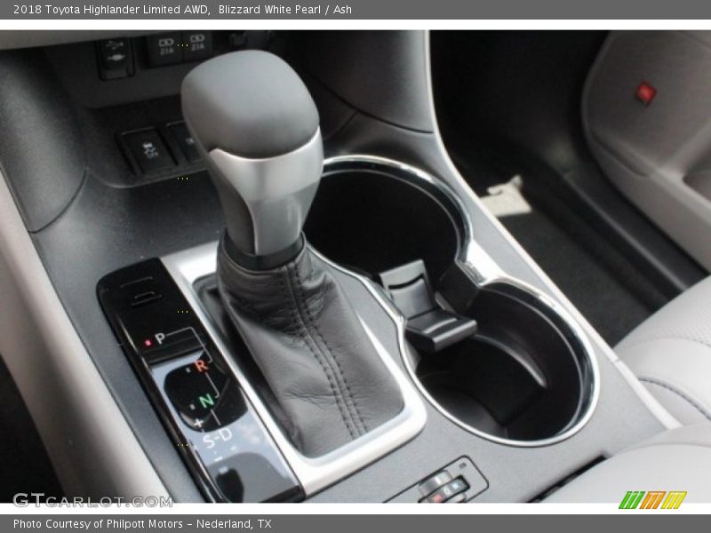 Blizzard White Pearl / Ash 2018 Toyota Highlander Limited AWD