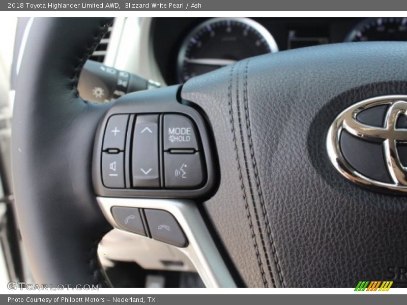 Blizzard White Pearl / Ash 2018 Toyota Highlander Limited AWD