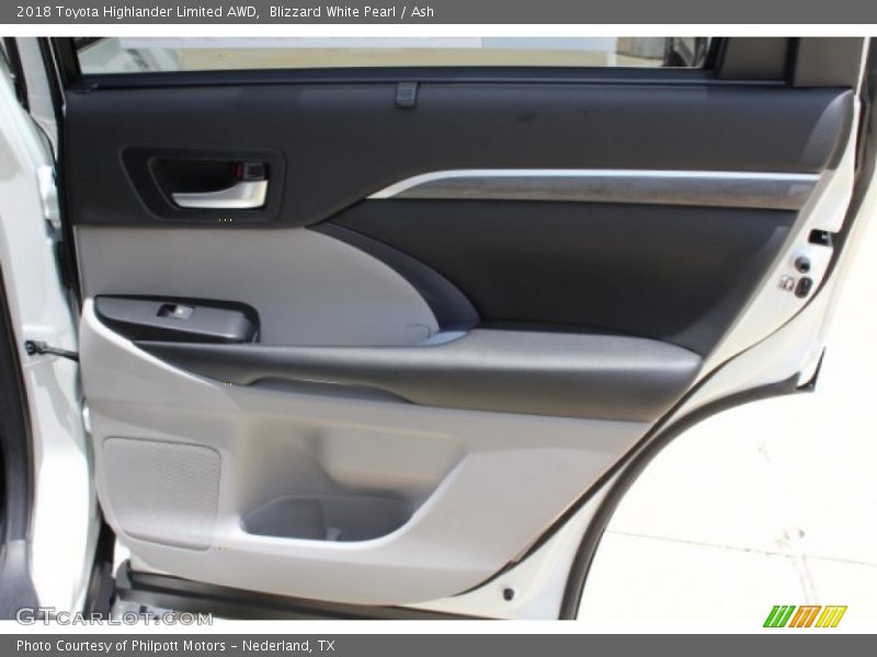 Blizzard White Pearl / Ash 2018 Toyota Highlander Limited AWD