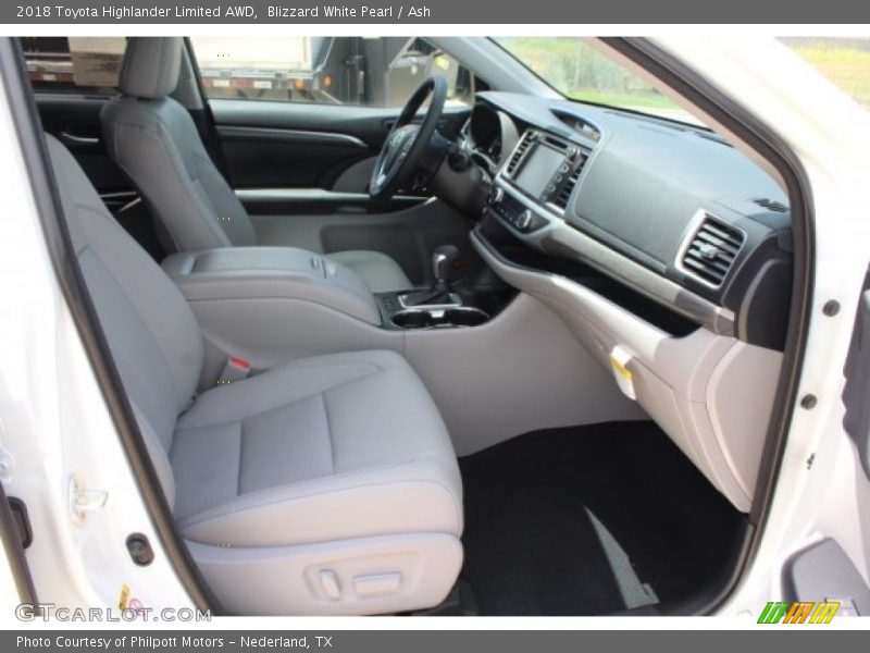 Blizzard White Pearl / Ash 2018 Toyota Highlander Limited AWD