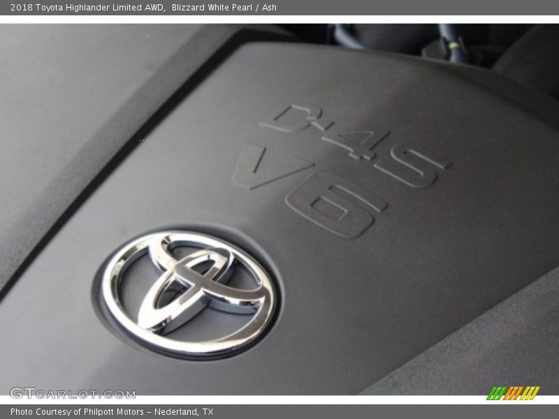 Blizzard White Pearl / Ash 2018 Toyota Highlander Limited AWD