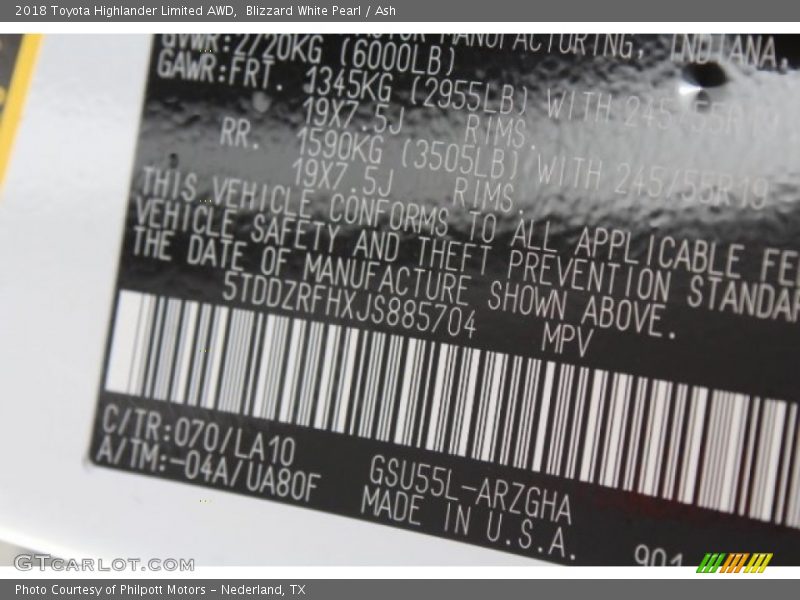 Blizzard White Pearl / Ash 2018 Toyota Highlander Limited AWD