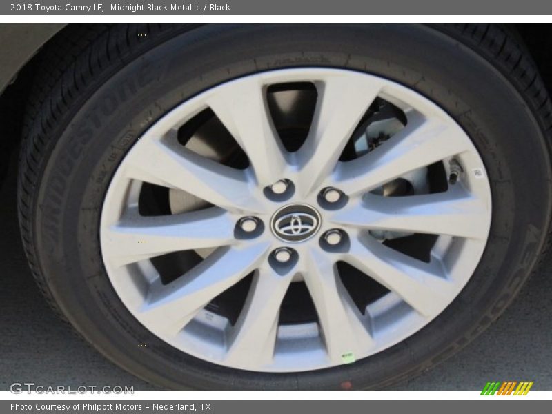 Midnight Black Metallic / Black 2018 Toyota Camry LE