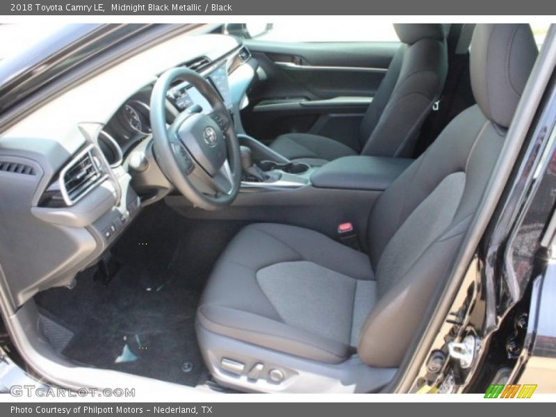 Midnight Black Metallic / Black 2018 Toyota Camry LE
