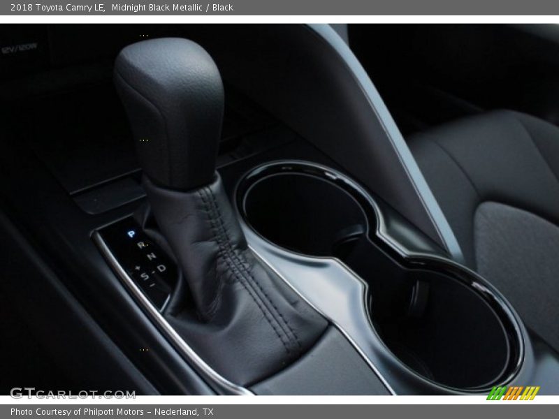 Midnight Black Metallic / Black 2018 Toyota Camry LE