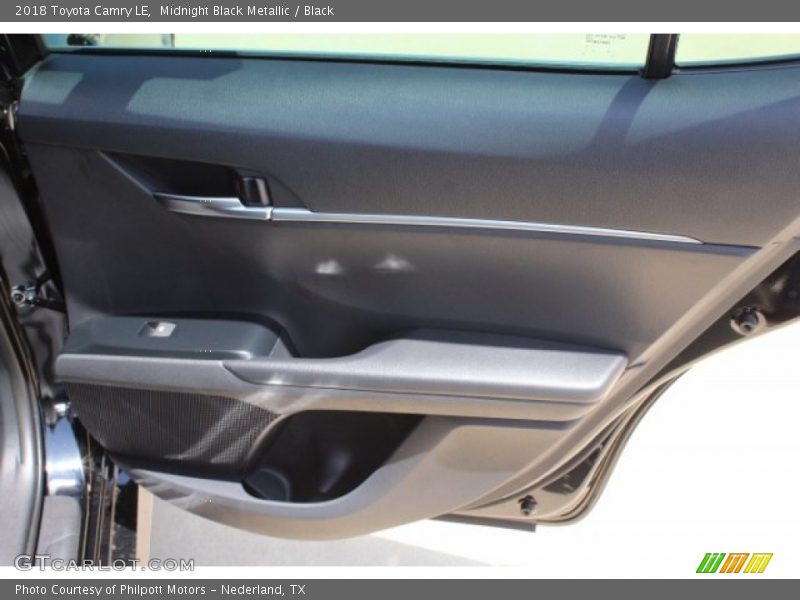 Midnight Black Metallic / Black 2018 Toyota Camry LE