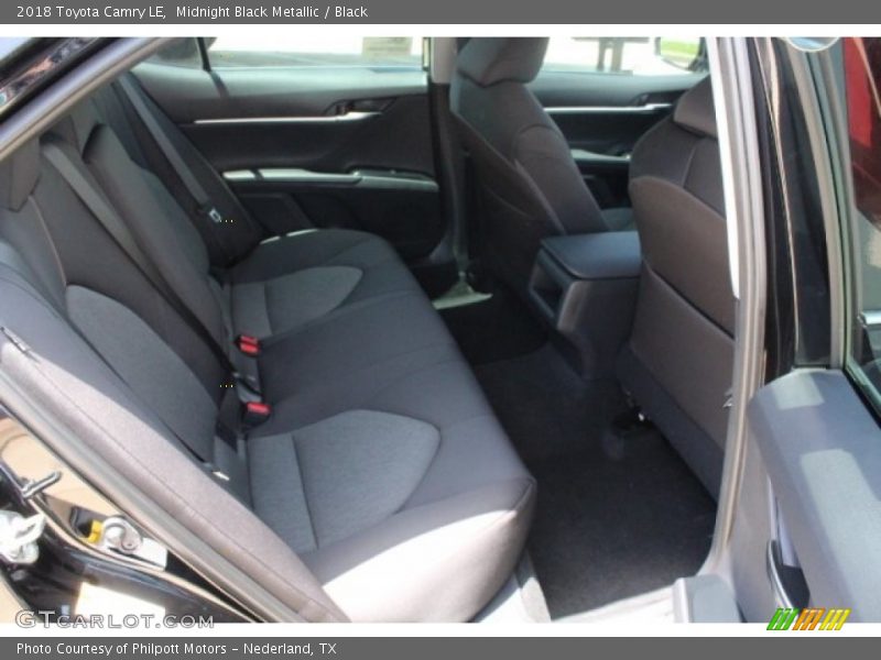 Midnight Black Metallic / Black 2018 Toyota Camry LE