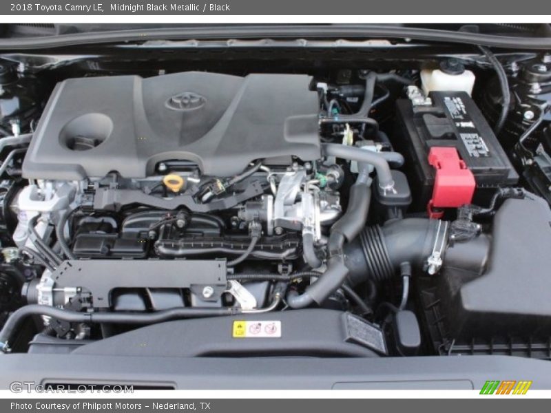 Midnight Black Metallic / Black 2018 Toyota Camry LE