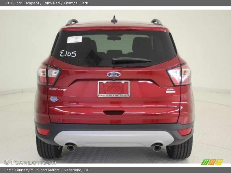 Ruby Red / Charcoal Black 2018 Ford Escape SE