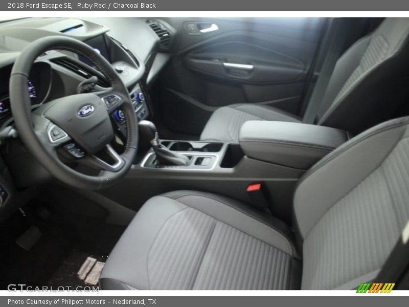 Ruby Red / Charcoal Black 2018 Ford Escape SE