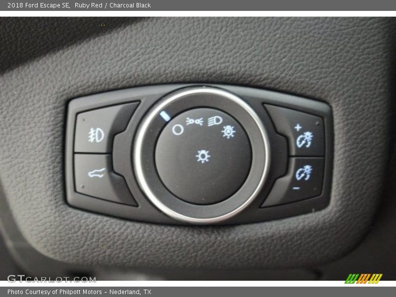 Ruby Red / Charcoal Black 2018 Ford Escape SE