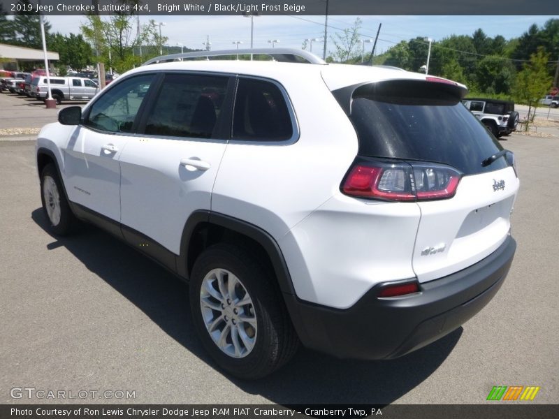 Bright White / Black/Light Frost Beige 2019 Jeep Cherokee Latitude 4x4