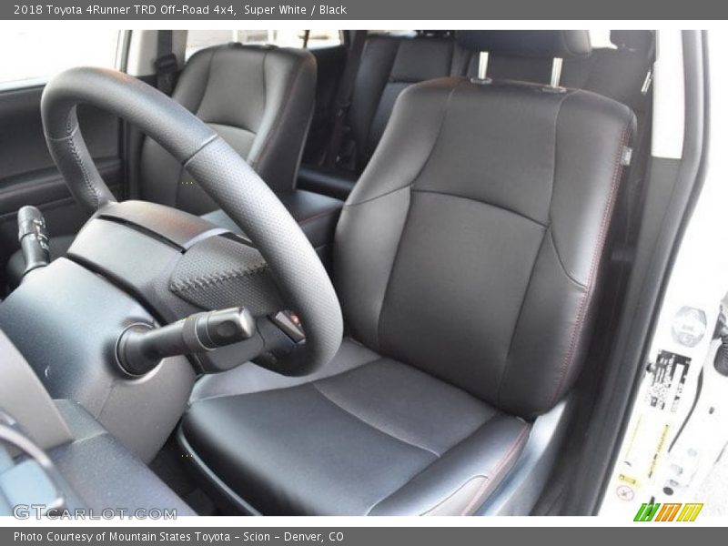 Super White / Black 2018 Toyota 4Runner TRD Off-Road 4x4