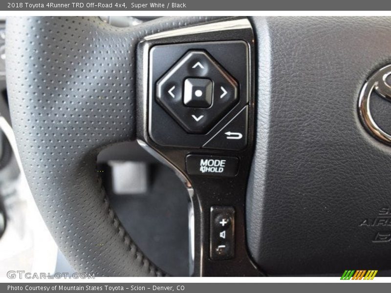 Super White / Black 2018 Toyota 4Runner TRD Off-Road 4x4
