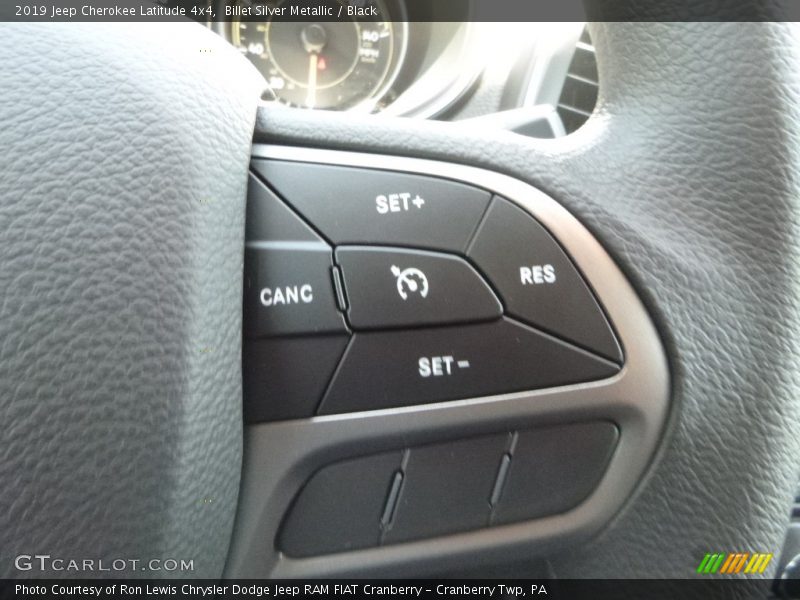 Billet Silver Metallic / Black 2019 Jeep Cherokee Latitude 4x4
