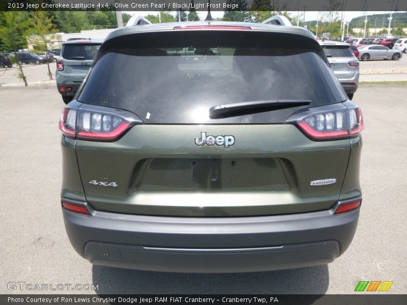 Olive Green Pearl / Black/Light Frost Beige 2019 Jeep Cherokee Latitude 4x4